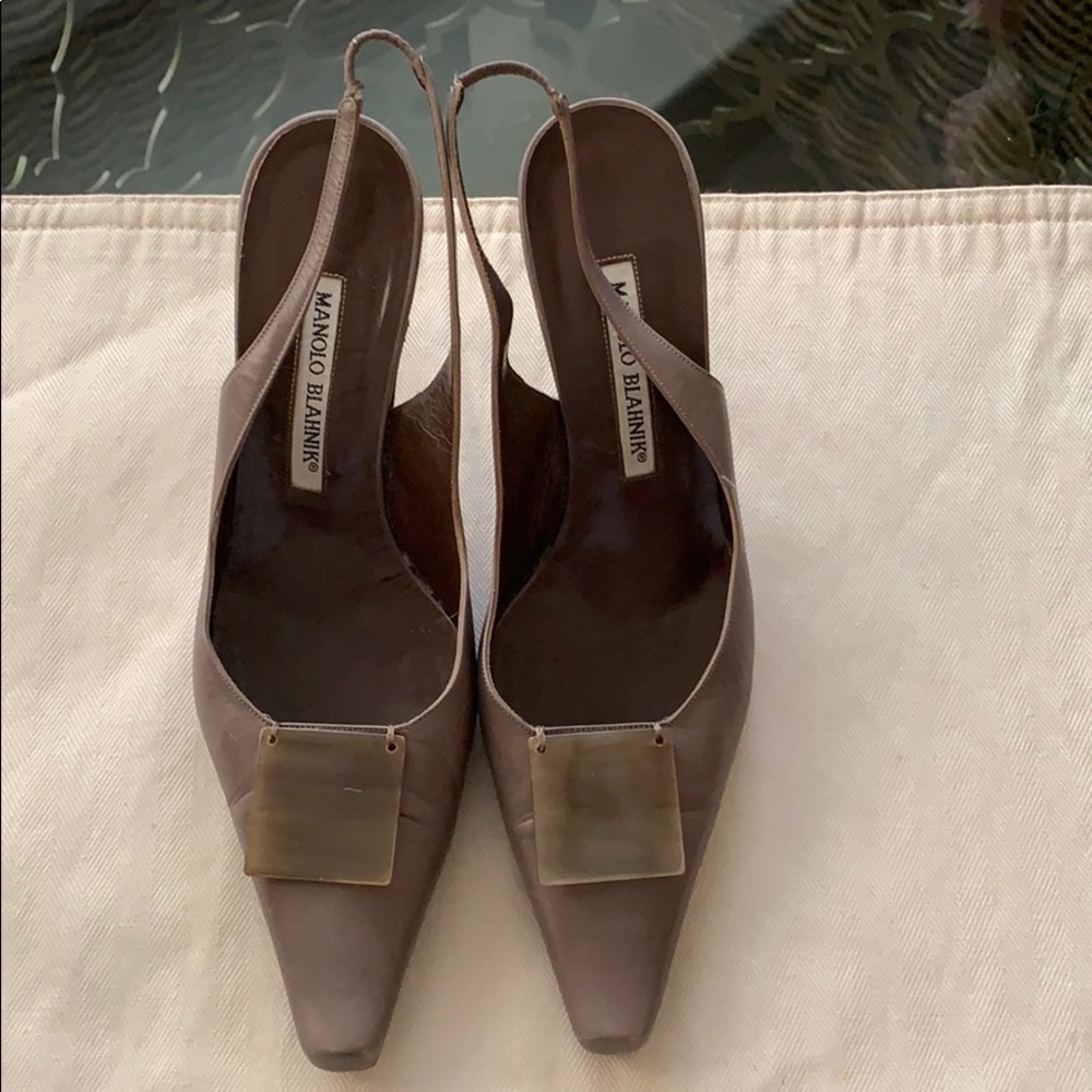 Vintage Manolo Blahnik Slingback Pumps